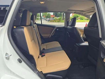2018 Toyota RAV4 Limited - miniatura 16