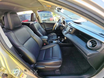 2018 Toyota RAV4 Limited – miniatura 18
