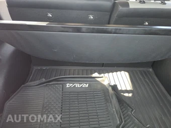 2018 Toyota RAV4 Limited - miniatura 16