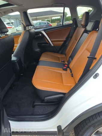 2018 Toyota RAV4 Limited - miniatura 10