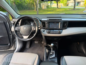 2018 Toyota RAV4 Limited - miniatura 8