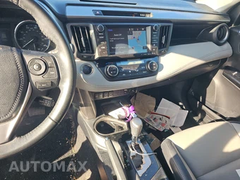 2018 Toyota RAV4 Limited – miniatura 11