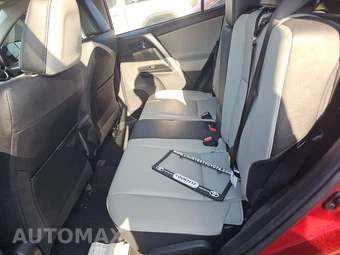 2018 Toyota RAV4 Limited – miniatura 13
