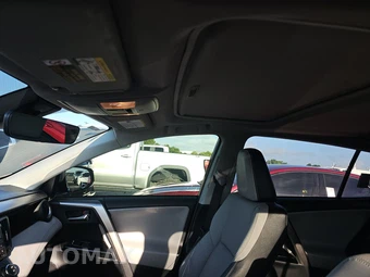 2018 Toyota RAV4 Limited – miniatura 17