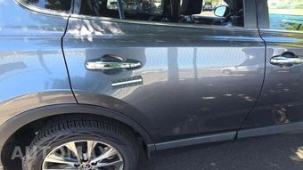2018 Toyota RAV4 Limited – miniatura 27