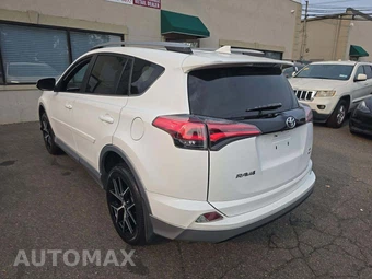 2018 Toyota RAV4 SE - miniatura 2