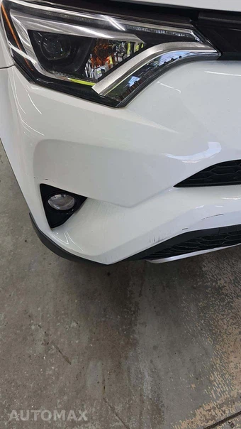 2018 Toyota RAV4 SE – miniatura 26