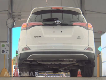 2018 Toyota RAV4 SE – miniatura 7