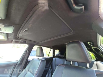 2018 Toyota RAV4 SE – miniatura 11