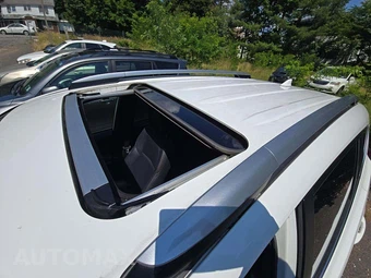 2018 Toyota RAV4 SE – miniatura 12