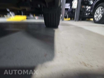 2018 Toyota RAV4 SE - miniatura 7