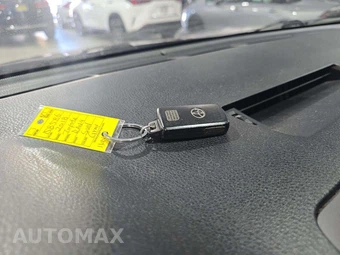2018 Toyota RAV4 SE - miniatura 8