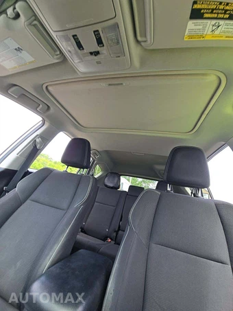 2018 Toyota RAV4 XLE – miniatura 11
