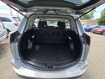 2018 Toyota RAV4 XLE – miniatura 14
