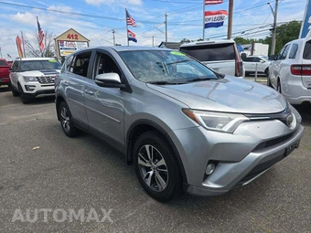 2018 Toyota RAV4 XLE – miniatura 4