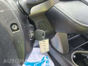2018 Toyota RAV4 XLE – miniatura 8