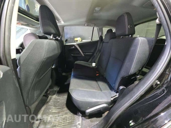 2018 Toyota RAV4 XLE - miniatura 13