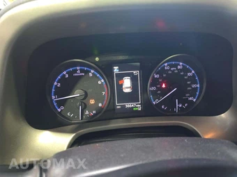 2018 Toyota RAV4 XLE - miniatura 9