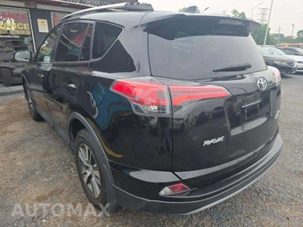 2018 Toyota RAV4 XLE - miniatura 2