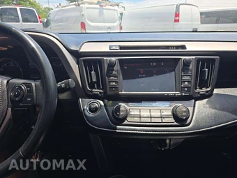 2018 Toyota RAV4 XLE – miniatura 10