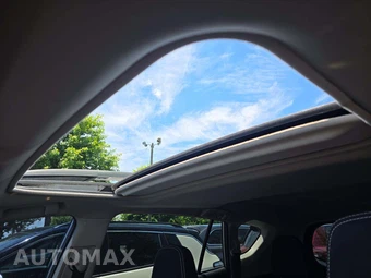 2018 Toyota RAV4 XLE – miniatura 11