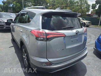 2018 Toyota RAV4 XLE – miniatura 2