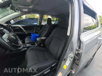 2018 Toyota RAV4 XLE – miniatura 6
