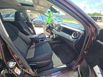 2018 Toyota RAV4 XLE – miniatura 18