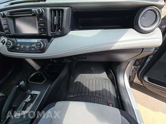 2018 Toyota RAV4 XLE – miniatura 16