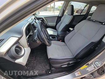 2018 Toyota RAV4 XLE – miniatura 3