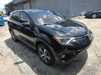 2018 Toyota RAV4 XLE - miniatura 4