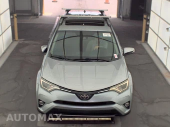 2018 Toyota RAV4 XLE – miniatura 2