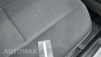 2018 Toyota RAV4 XLE – miniatura 30
