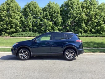2018 Toyota RAV4 XLE - miniatura 14
