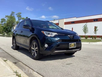 2018 Toyota RAV4 XLE - miniatura 8