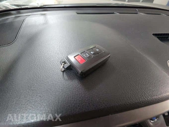 2018 Toyota RAV4 XLE – miniatura 8
