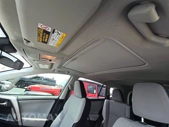 2018 Toyota RAV4 XLE - miniatura 17