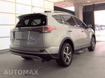 2018 Toyota RAV4 XLE - miniatura 4