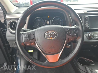 2018 Toyota RAV4 XLE - miniatura 10
