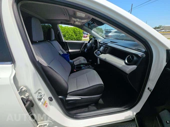 2018 Toyota RAV4 XLE - miniatura 15