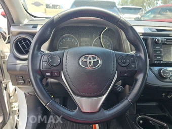 2018 Toyota RAV4 XLE – miniatura 10