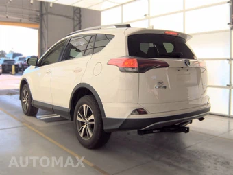 2018 Toyota RAV4 XLE – miniatura 6