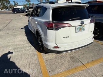 2018 Toyota RAV4 XLE - miniatura 4