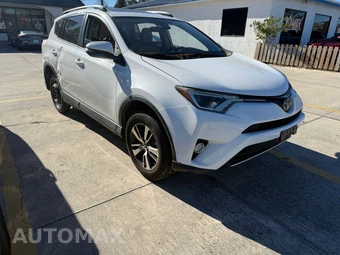 2018 Toyota RAV4 XLE - miniatura 6