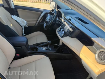 2018 Toyota RAV4 XLE - miniatura 7