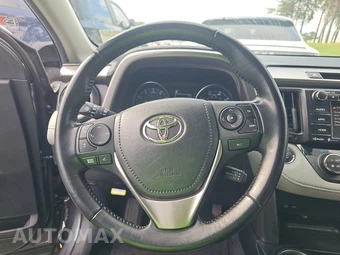 2018 Toyota RAV4 XLE – miniatura 10