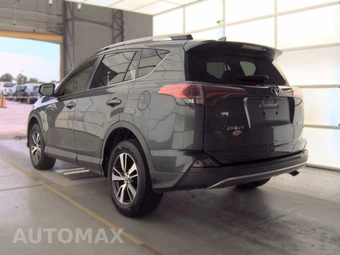 2018 Toyota RAV4 XLE – miniatura 6