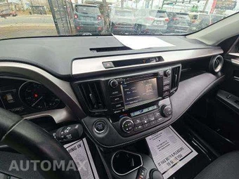 2018 Toyota RAV4 XLE – miniatura 10