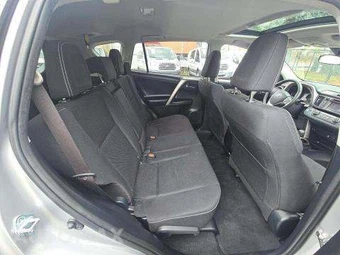 2018 Toyota RAV4 XLE – miniatura 16