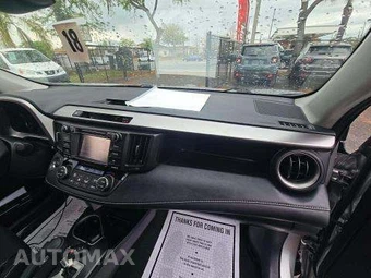 2018 Toyota RAV4 XLE – miniatura 19